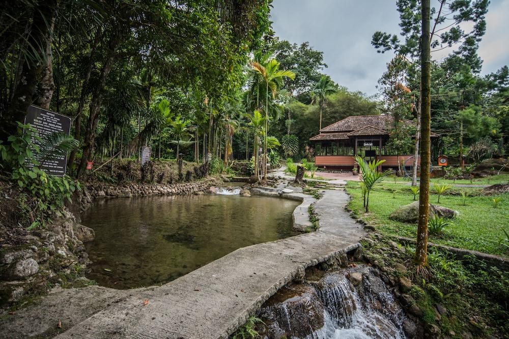 Sentosa Villa Taiping Exteriör bild